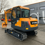 2020 Hyundai Robex 60 Midi Bagger – bočni pogled