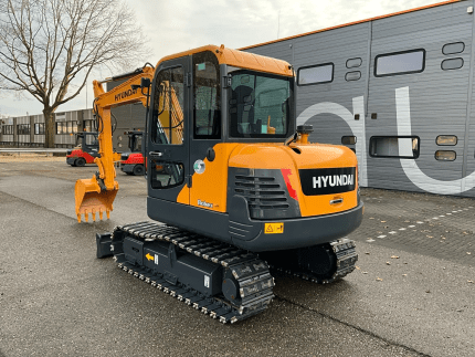 2020 Hyundai Robex 60 Midi Bagger – bočni pogled